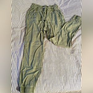 So High Rise Green Jogger Pant
